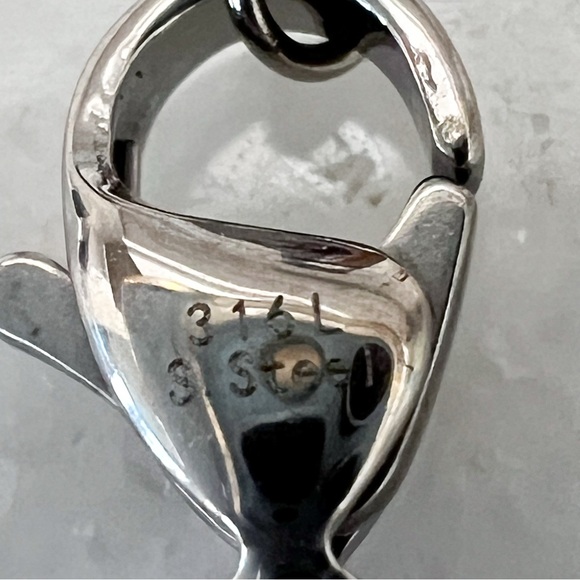 Matrix Fire Opal Trilogy Copper with Magnet Pendant 20” Necklace - Picture 10 of 11